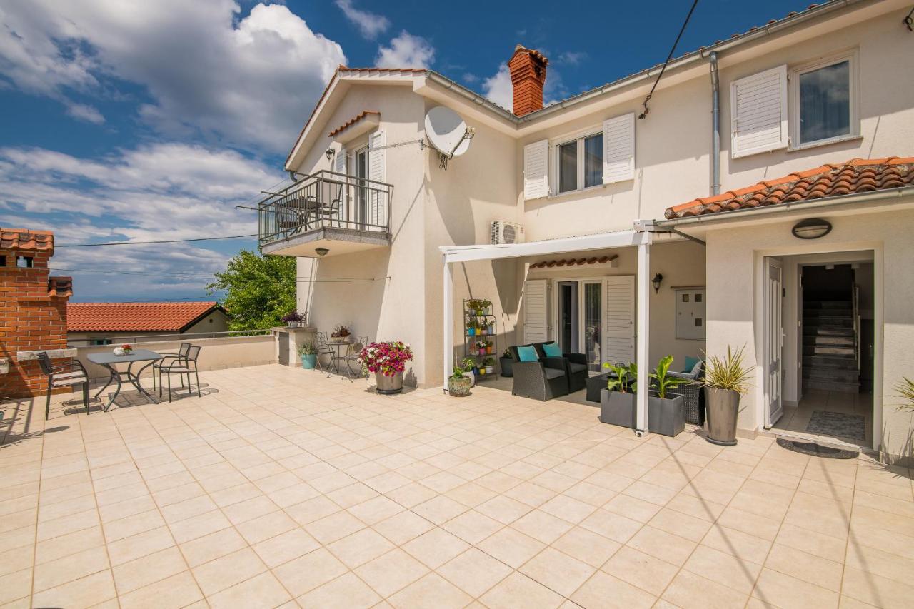 Apartment Marina Malinska Exterior foto